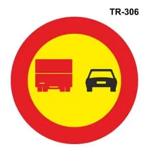Adelantamiento prohibido para camiones