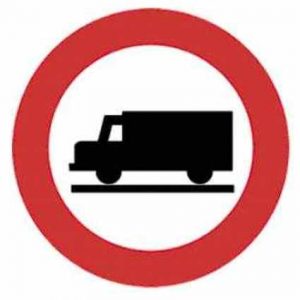 prohibido circular transportes mercancías