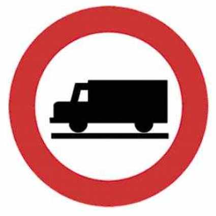 Entrada prohibida a vehículos destinadas al transporte de mercancías