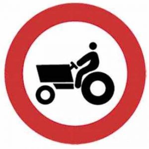 entrada prohibida a vehículos agricolas