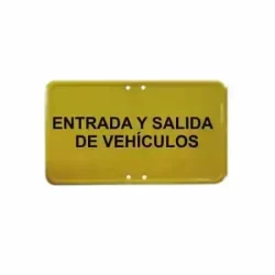 Placa entrada y salida vehículos